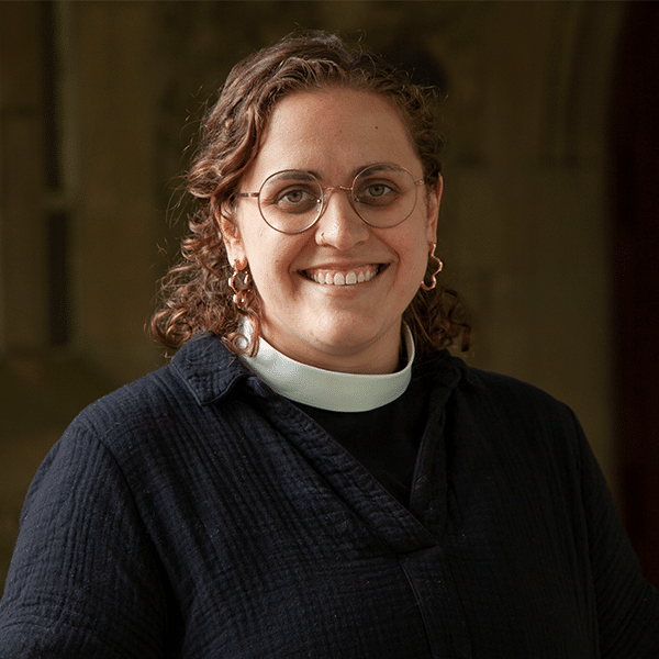 Cate Anthony Headshot